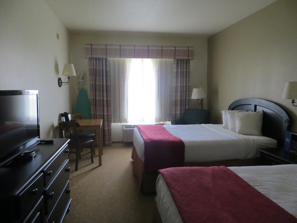 Baymont By Wyndham Waunakee Room photo